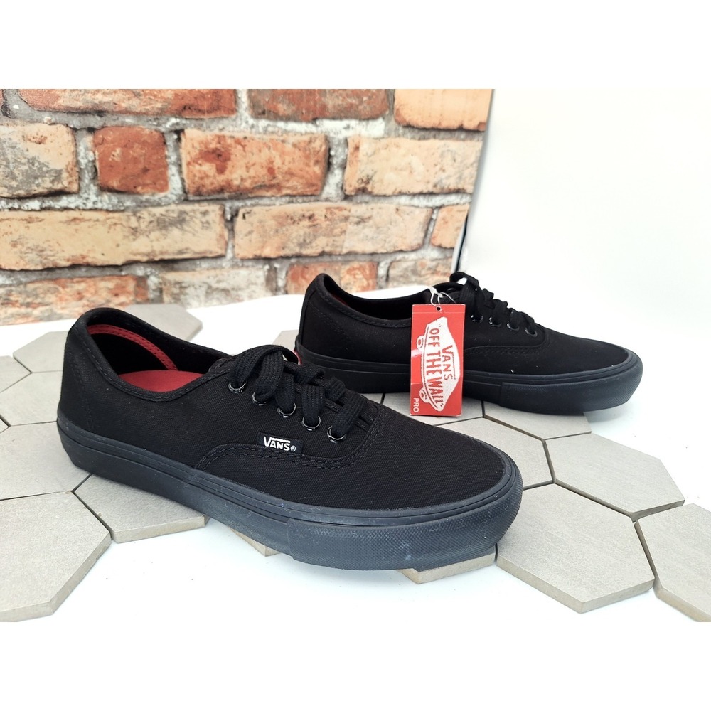 Vans Authentic Pro Triple Black Skateboard‎ Shoes Men 6.5 / Women 8 2010s Rare